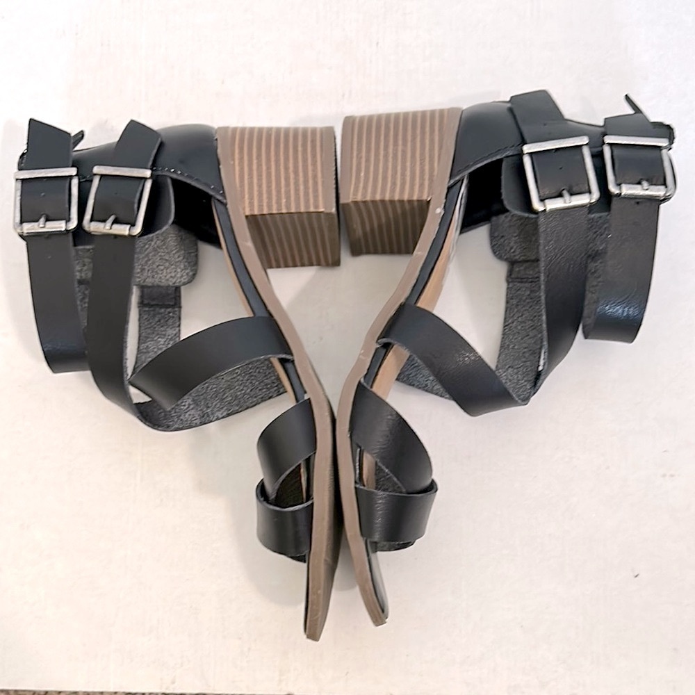 BIG BUDDHA Black Vegan Leather Block Heel Strappy Sandals 7 Black - Picture 8 of 13